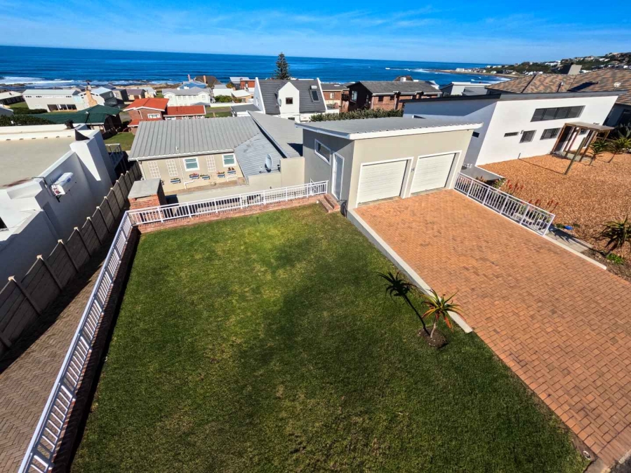 4 Bedroom Property for Sale in Jongensfontein Western Cape